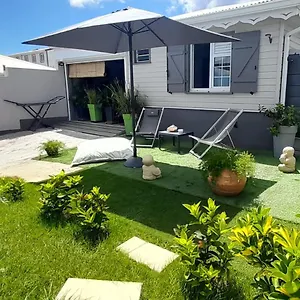 Ti Garden Et Son Jacuzzi Privé à Ste Luce Hébergement de vacances